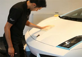 Video: 10,000 USD Car Wash