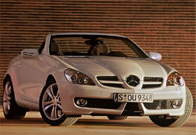 2011 Mercedes SLK Spy Video