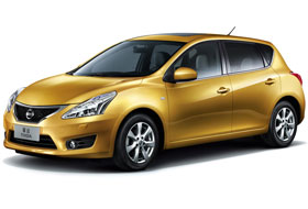 2012 Nissan Tiida Photos