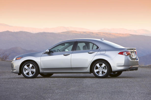 2009 Acura TSX in Detail