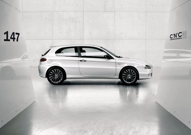 Alfa Romeo 147 CNC CoSTUME NATIONAL