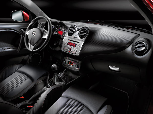 Alfa Romeo Mi.To Interior