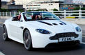 Aston Martin V12 Vantage Roadster 17