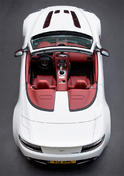 Aston Martin V12 Vantage Roadster 30