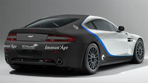 2010 Aston Martin Vantage GT4