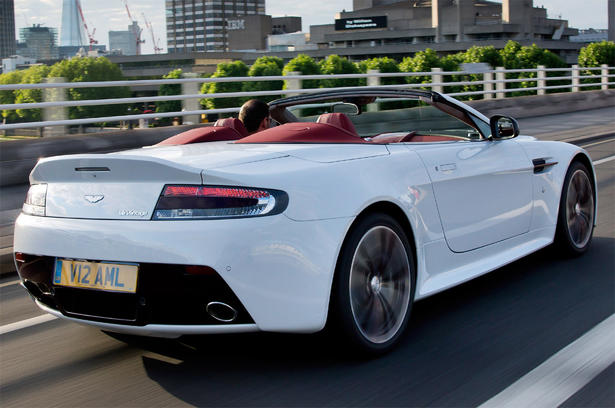 Aston Martin V12 Vantage Roadster