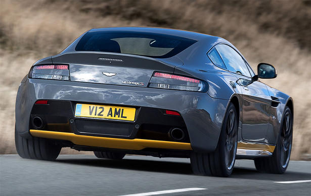 Aston Martin V12 Vantage S Gets Manual Gearbox
