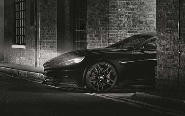 Aston Martin Vanquish in Carbon and Black