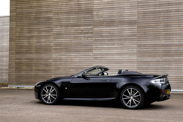 Aston Martin Vantage N420 Roadster