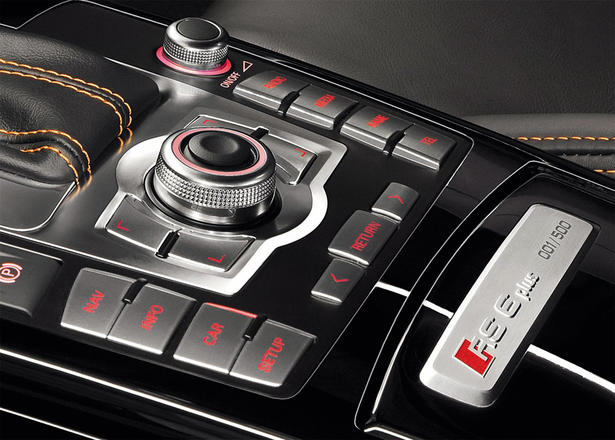 2011 Audi RS6 plus