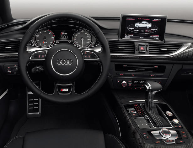 2012 Audi S6, Avant