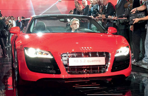 Video: Audi R8 Spyder Review