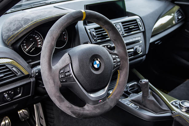 Manhart BMW M135i Black Bullet MH1 400