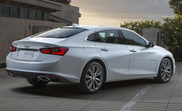2016 Chevrolet Malibu: Specs, Equipment