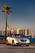 2011 Chrysler 200 Convertible 13
