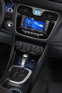 2011 Chrysler 200 Convertible 17