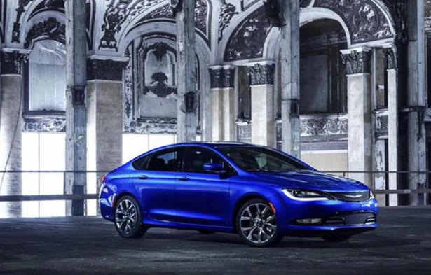 2015 Chrysler 200 Leaked