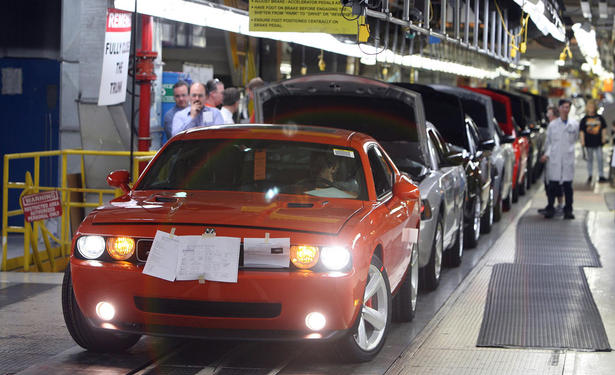 2008 Dodge Challenger SRT8 Enters Production