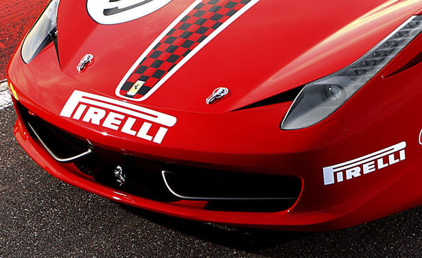 Ferrari 458 Challenge Live Video