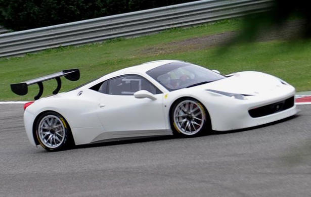 Ferrari 458 Challenge Evoluzione Teased