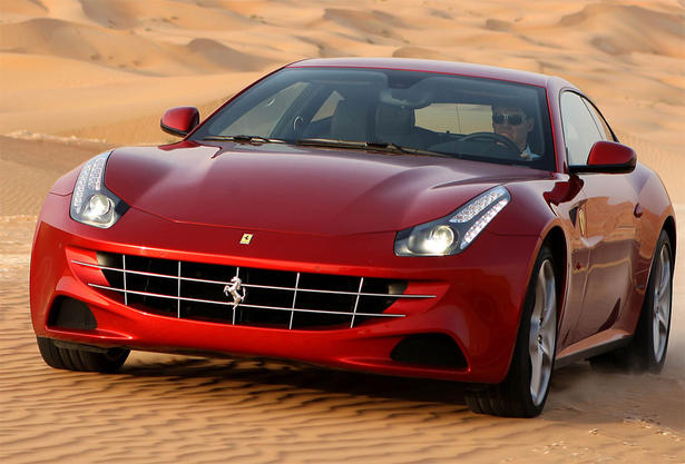 Video: Ferrari FF Tested