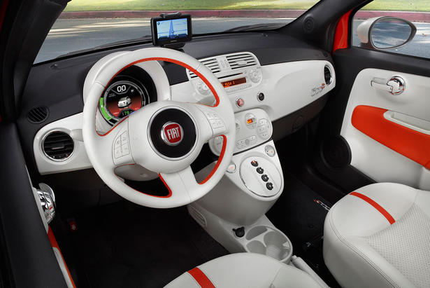 Fiat 500e (2013)