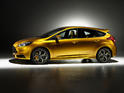 2012 Ford Focus ST 12