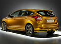 2012 Ford Focus ST 32