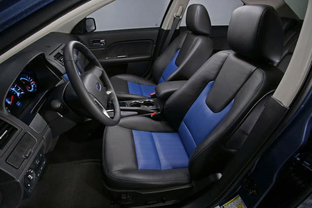 2010 Ford Fusion Sport unveiled
