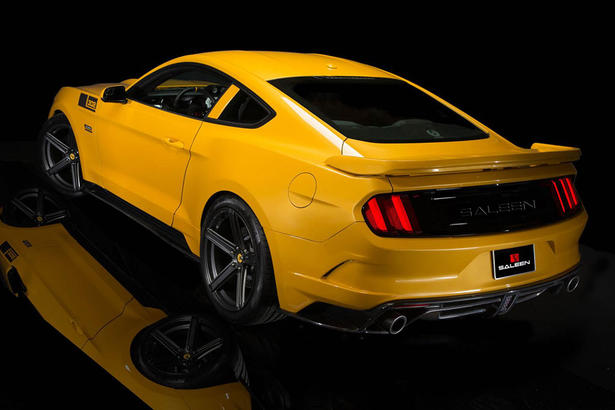 Saleen S302 Black Label Ford Mustang