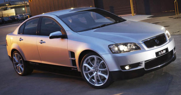 HSV Senator Signature SV08