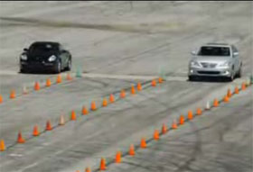 Hyundai Genesis vs Porsche Boxter Video