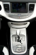 DUB Hyundai Genesis white 4