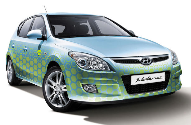 Hyundai i blue