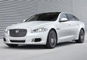 Jaguar XJ Ultimate 32