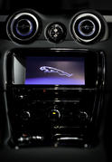 Jaguar XJ75 Platinum 13