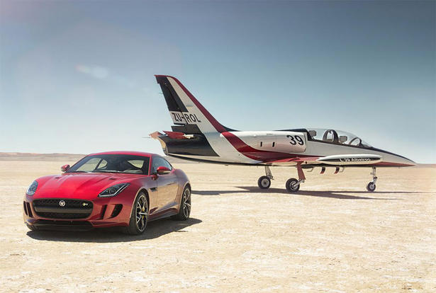 AWD Jaguar F Type R
