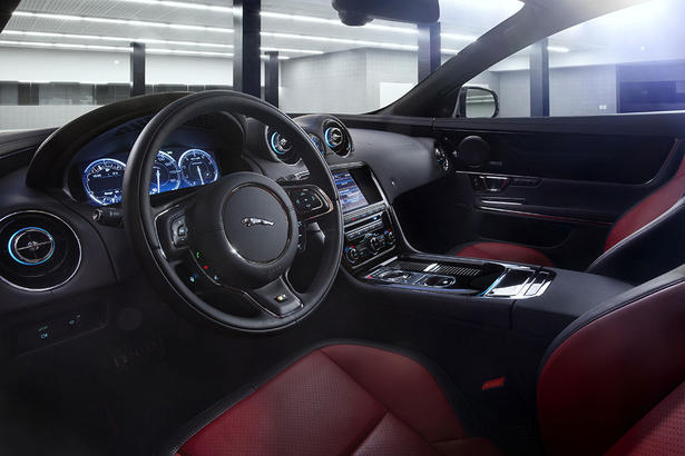 Jaguar XJR (2014)