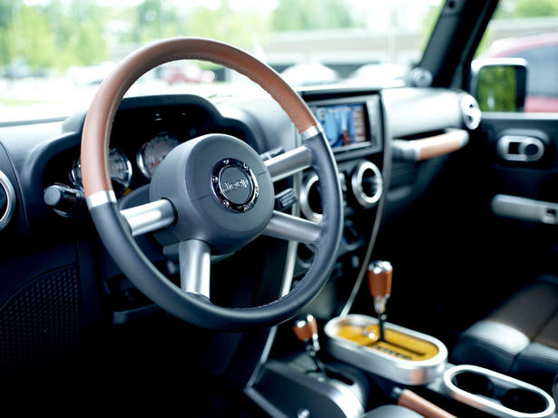 Jeep Wrangler SRT8 Info