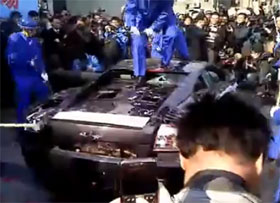 Video: Lamborghini Gallardo Hammered In China