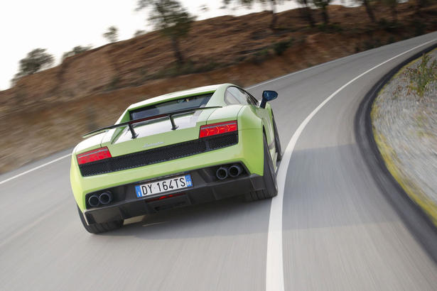Lamborghini Gallardo LP 570 4 Superleggera images