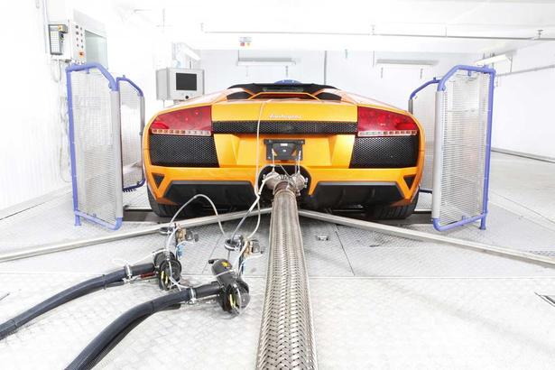 Lamborghini hybrid in the works
