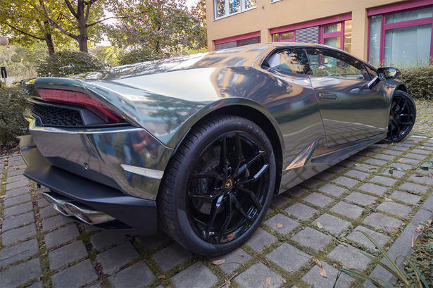 Lamborghini Huracan in Chrome by PrintTech