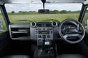 Land Rover Defender 90 6
