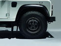 Land Rover Defender XS 6