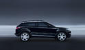 Land Rover LRX Hybrid black 9