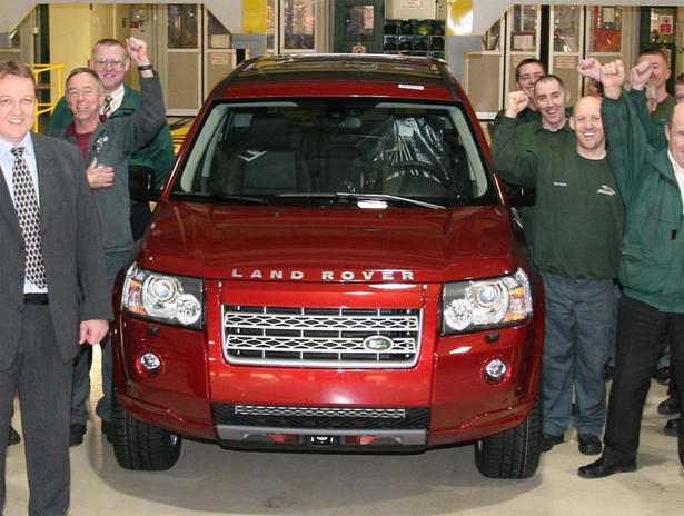 100,000th Land Rover Freelander 2