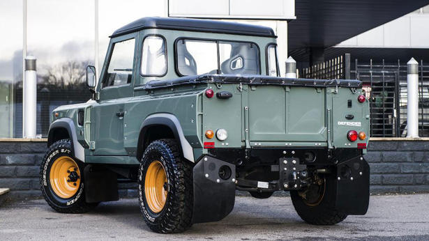 Kahn Land Rover Defender Pickup