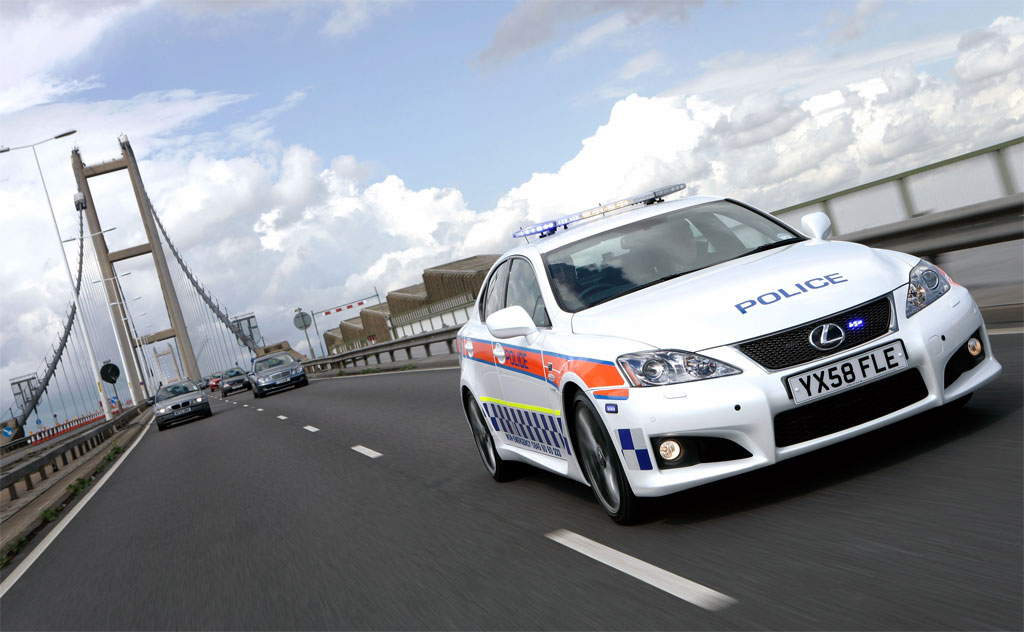 Lexus-IS-F-police-car-5.jpg