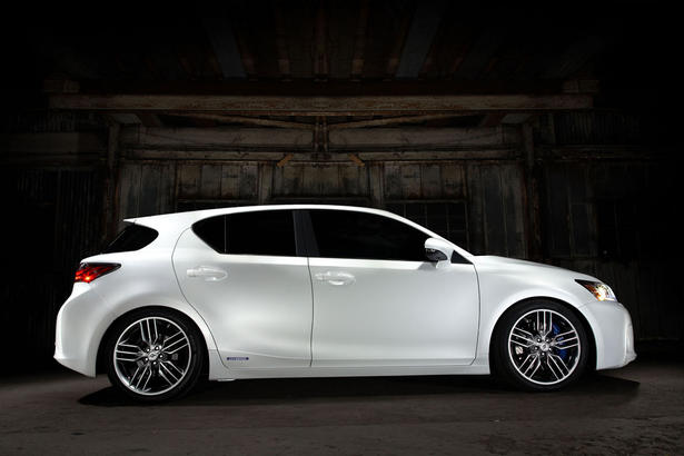 Lexus Hybrids At SEMA 2010